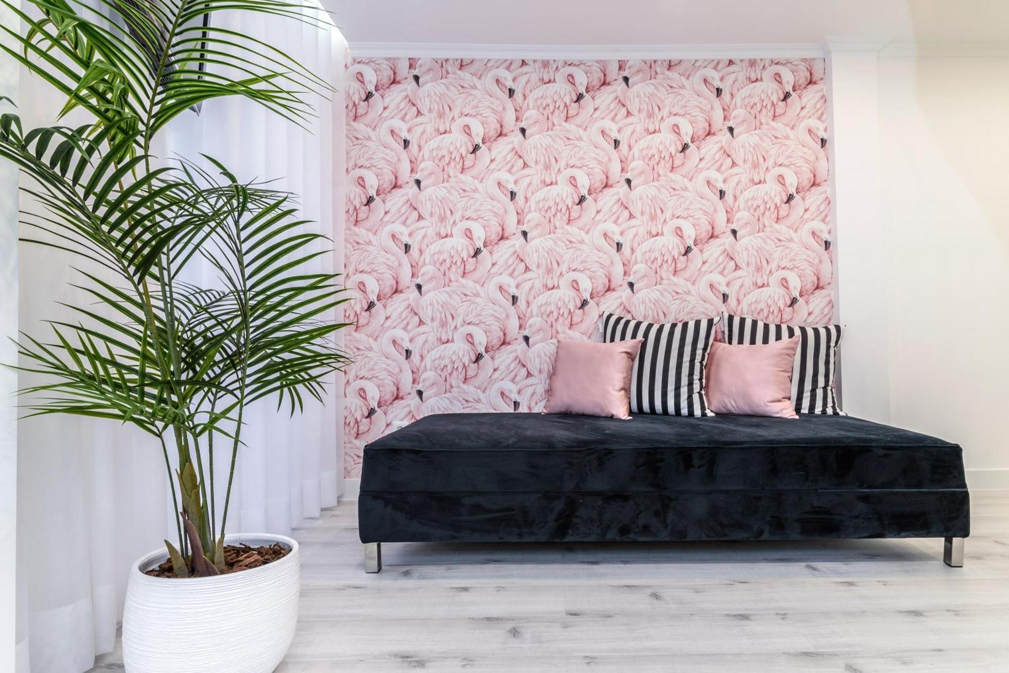 Whome City Chic Escape: Your Stylish Haven In Downtown Lisbon Exterior photo